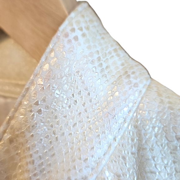 Chico's Snakeskin Embossed Faux Leather Jacket Cream Women's Size 1 (Medium) - Picture 12 of 12